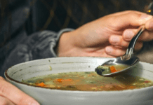 Чи “стане” шлунок, якщо не їсти суп: лікарі дали остаточну відповідь
