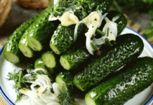 30 хвилин і готово: як швидко засолити огірки