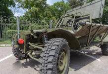 Захисникам із Камʼянського передали автомобіль підвищеної прохідності «Багі»