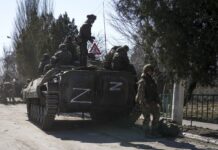 У Маріуполі сталися вибухи, окупанти заявили про роботу ППО