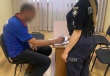 У Дніпрі поліцейські затримали двох чоловіків за підозрою у вбивстві місцевого мешканця