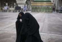 Підрахунок голосів на виборах в Ірані вказує на другий тур за участю ліберального кандидата