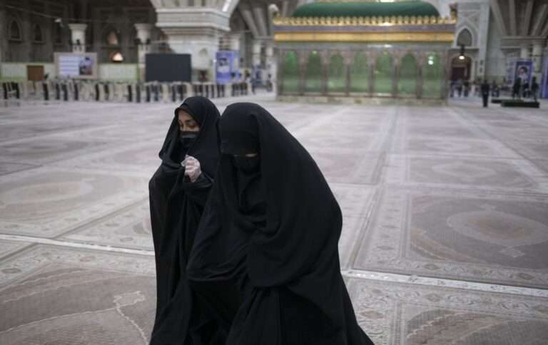 Підрахунок голосів на виборах в Ірані вказує на другий тур за участю ліберального кандидата