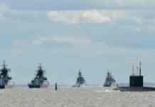 У Росії на параді до дня ВМФ не було кораблів, про удари по яких заявляла Україна – ЗМІ