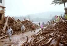 Понад 100 людей загинули в Індії внаслідок зсувів ґрунту