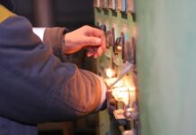 ДТЕК прогнозує відключення світла 6 липня у світло-сірій зоні у Києві і трьох областях