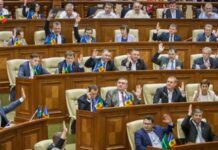 У Молдові затримали двох чиновників за підозрою у державній зраді – прокуратура