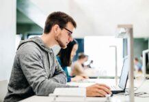 Вступникам на аспірантуру перерахують бали: у тестах виявили помилки