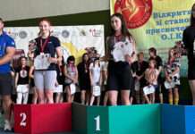 Камʼянчани стали призерами благодійного турніру зі станової тяги