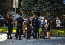 У центрі Дніпра Hyundai збив 12-річного хлопця на самокаті