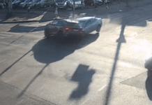 На Донецькому шосе у Дніпрі зіштовхнулись Lexus та Toyota: подробиці ДТП