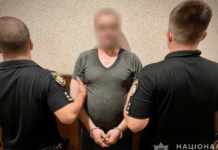 Вирішив конфлікт ножем: поліцейські Дніпра затримали нападника