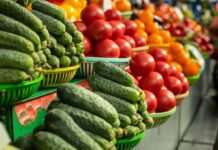 Ціни на огірки та помідори. Чи можна вже консервувати на зиму
