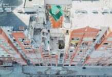 Рятувальники завершили розбирати завали багатоповерхівки у Дніпрі, в яку ворог поцілив понад тиждень тому