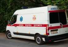 Влада: на Херсонщині поранено фельдшера унаслідок атаки РФ по автомобілю «швидкої»