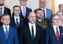 У Празі проводять спільне засідання урядів України та Чехії – Шмигаль