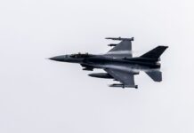 Зеленський у Вашингтоні сказав, скільки літаків F-16 потрібно Україні