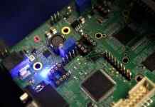 Незаконні потоки чіпів у Росію через Китай та Гонконг сповільнилися, – Reuters