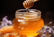 Медики розповіли, при яких захворюваннях небезпечно їсти мед