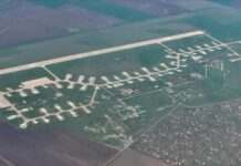 В окупованому Мелітополі пролунали вибухи: горить аеродром