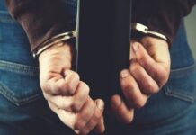 За пограбування на вокзалі поліцейські Кам`янського затримали 50-річного чоловіка