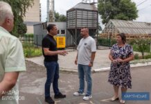 У Камʼянському продовжують встановлювати генератори на котельні, які взимку опалюють лікарні, школи та дитячі садочки