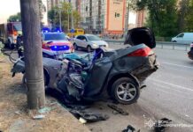 У Дніпровському районі зіткнулися Audi TT та Hyundai Accent: постраждав водій