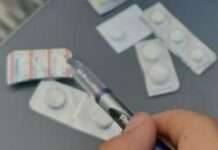 Патрульні виявили у криворіжця пігулки наркотичного походження