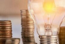 Грошей немає, але ви їх проїли: енергетик заявив, що українці повинні купити собі обладнання на 4 тисячі доларів