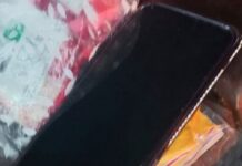 Викрали мобільний телефон: патрульні Дніпра затримали ймовірних грабіжників