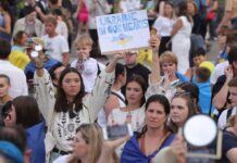 Скільки українців планують майбутнє дітей у Німеччині та Нідерландах: дослідження