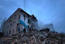 Генштаб ЗСУ заявив про російські атаки у районі Нью-Йорка на Донеччині, попри повідомлення про окупацію селища