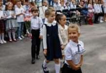 Влада Києва рекомендує школам організувати навчальний рік «максимально в очному форматі»