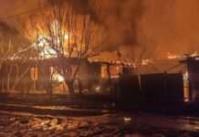 ОВА: під Херсоном через обстріл РФ спалахнула масштабна пожежа