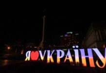 59% українців однозначно налаштовані залишитися в Україні – опитування