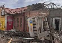 Голова Донеччини: армія РФ вдарила по Кураховому, під завалами можуть бути люди