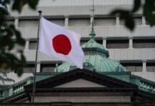 Японія хоче рекордно збільшити фінансування оборони через загрози з боку Китаю