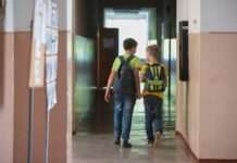 Тривожні кнопки, укриття й не тільки. МВС працює над моделлю безпеки у школах