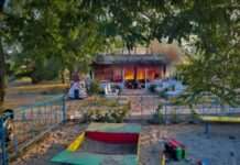 Після обстрілу кафе на Запоріжжі шість дітей перебувають у лікарні, двоє у тяжкому стані – лікарі