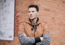 У Франції за перформанс на могилі Ван Гога заарештували білоруського художника