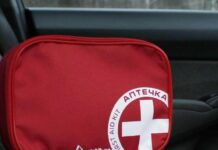 Проведіть ревізію: що має бути в автомобільній аптечці за правилами України