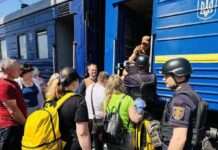 У Мирнограді батькі ховають дітей від евакуації: їх буде розшукувати поліція