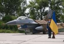У НАТО показали відео з навчань українських пілотів на F-16
