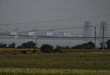 “Провокація російських окупантів”: мер Енергодару розповів, чи є загроза від пожежі на ЗАЕС