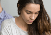 10 ознак того, що чоловік вас більше не любить: вербальні та невербальні сигнали