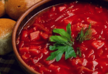 Як зробити борщ ще смачнішим: секретний інгредієнт, про який часто забувають