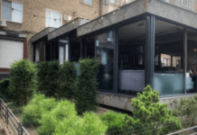 Влаштували бійку у кафе: у Запоріжжі затримали групу молодиків,які порушували громадський порядок