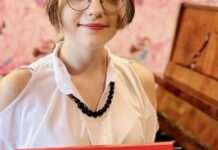Талановита молода піаністка з Кам`янського перемогла у міжнародному конкурсі