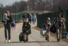 У ЄС зростає кількість українських біженців: до яких країн їдуть найбільше