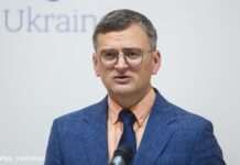 Кулеба обговорив у Польщі передачу МіГів та відкриття української школи